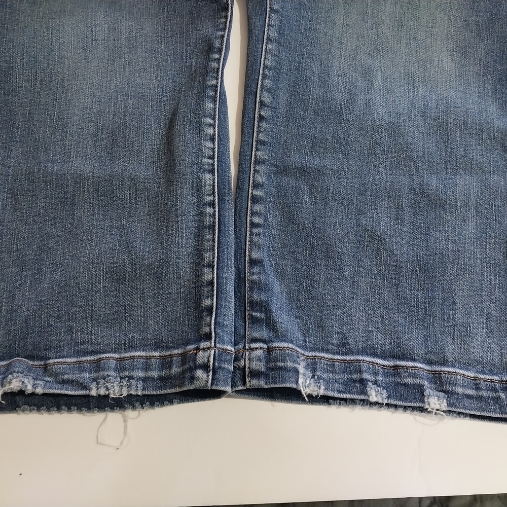 Judy Blue Stretch Dark Wash Women's Cropped Jeans 20 W - Picture 8 of 13
